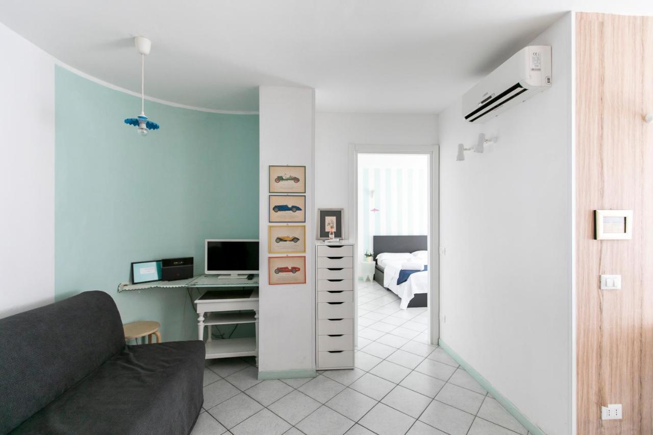 Marconi Apartments Bologna Esterno foto